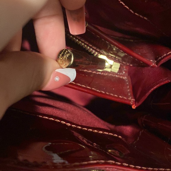 Burberry patent leather Burgundy handbag - Picture 17 of 17